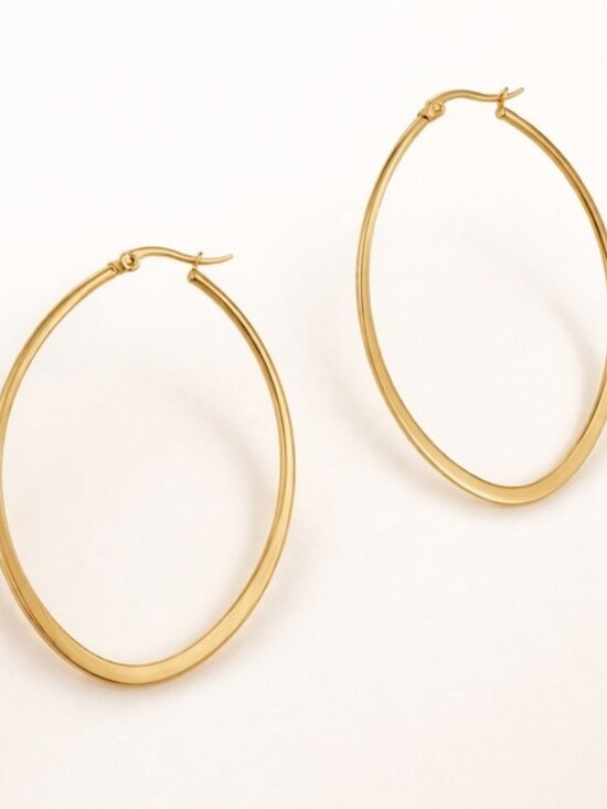 Jewelry - Large Gold Oval Hoop Earrings  (1210)